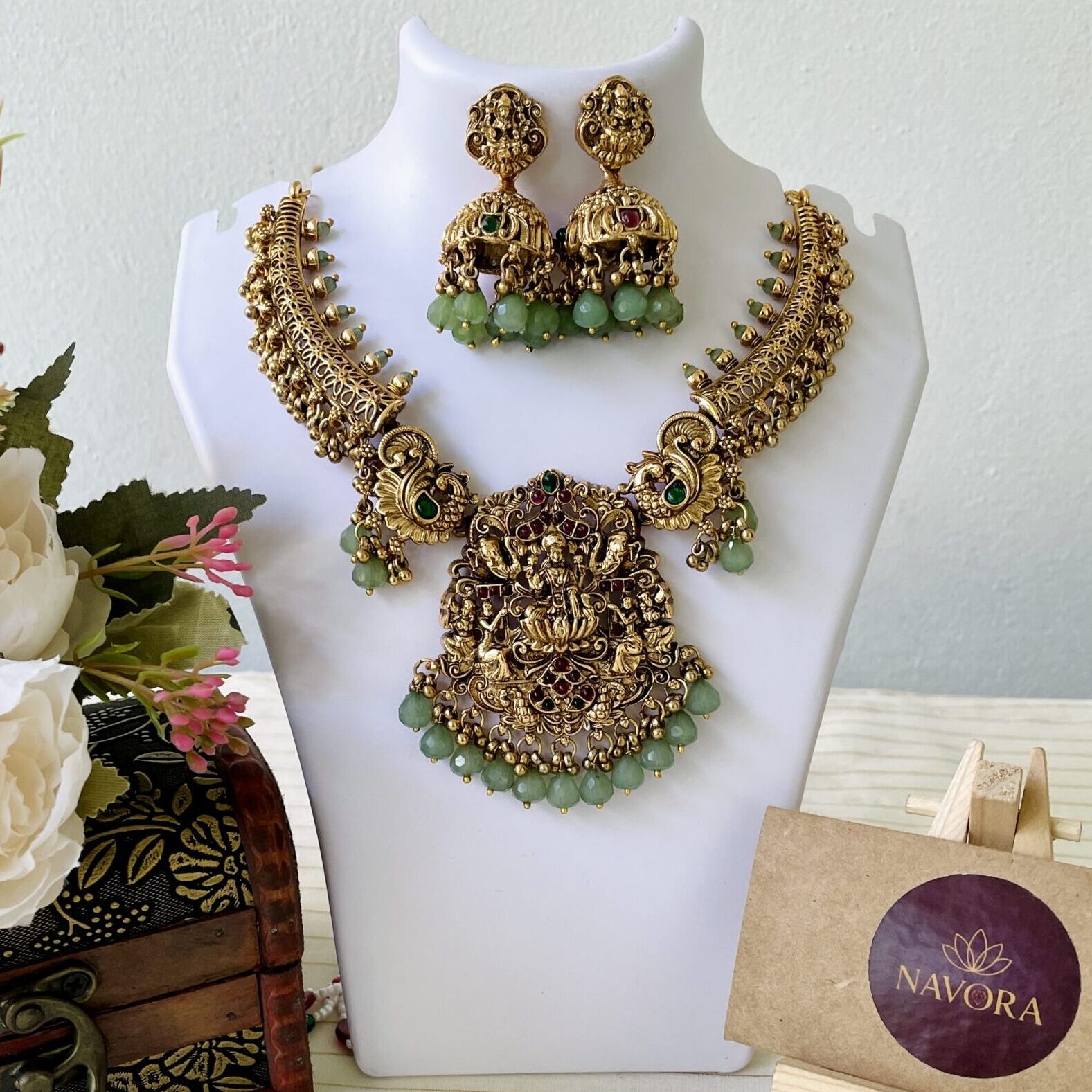 urban rani wave link bracelet